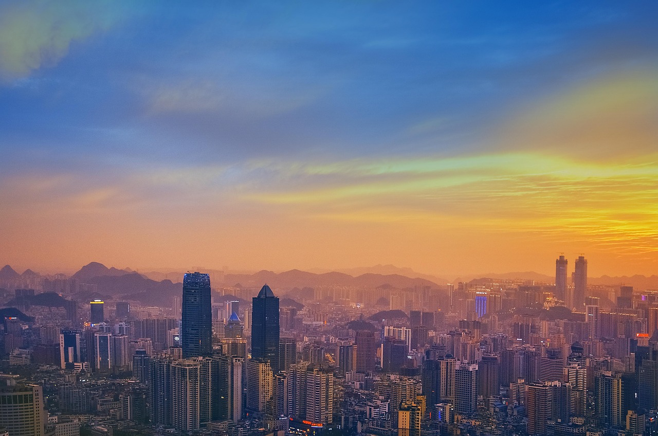 The 5 AM Advantage: Why Dawn Is a City Photographer's Secret Weapon